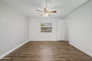 8595 N 71st Ave, Glendale, AZ 85301 - Photo 17