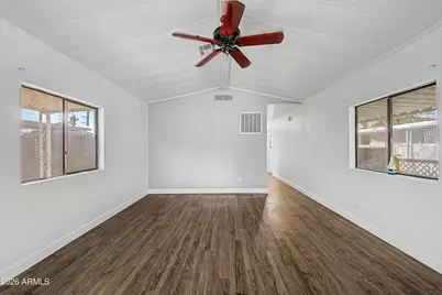 8595 N 71st Avenue #94, Glendale, AZ 85301 - Photo 7