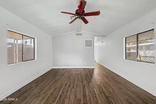 8595 N 71st Ave, Glendale, AZ 85301 - Photo 7
