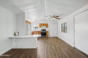 8595 N 71st Ave, Glendale, AZ 85301 - Photo 9