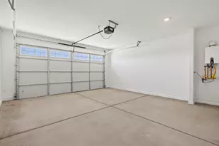 37088 W Olivo St, Maricopa, AZ 85138 - Photo 15