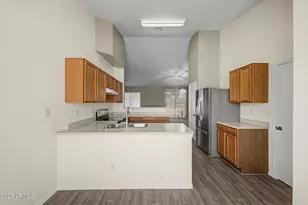 6546 W Cordes Rd, Phoenix, AZ 85043 - Photo 11