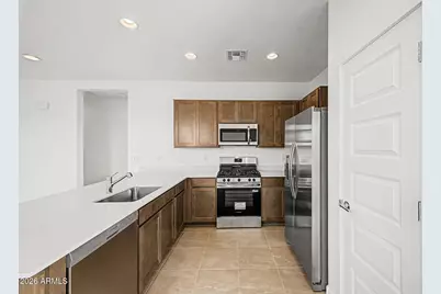 18732 W Maplewood Drive, Goodyear, AZ 85338 - Photo 9