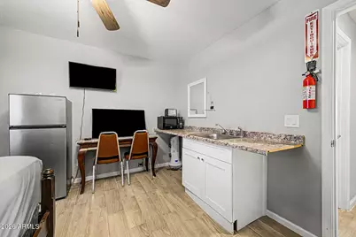 1939 E Encinas Lane, Phoenix, AZ 85040 - Photo 13