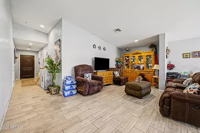 1939 E Encinas Lane, Phoenix, AZ 85040 - Photo 5