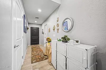 1939 E Encinas Lane, Phoenix, AZ 85040 - Photo 29