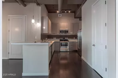 1 E Lexington Avenue #Unit 702, Phoenix, AZ 85012 - Photo 3