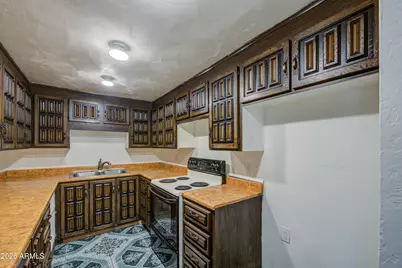 3204 W Monte Vista Road, Phoenix, AZ 85009 - Photo 17