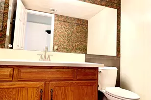 426 E Susan Ln, Tempe, AZ 85281 - Photo 11