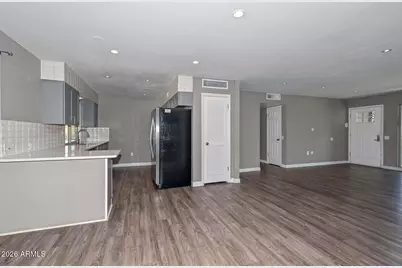 9301 W Glen Oaks Circle N, Sun City, AZ 85351 - Photo 9