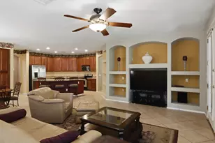 6216 W Hedgehog Pl, Phoenix, AZ 85083 - Photo 11