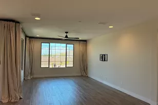 31684 N 135th Ln, Peoria, AZ 85383 - Photo 11