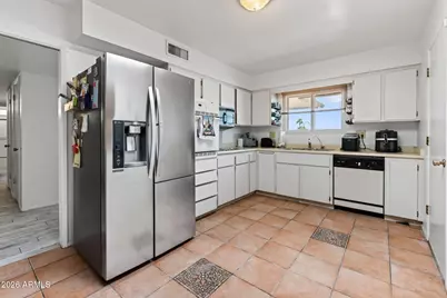 14434 N McPhee Drive, Sun City, AZ 85351 - Photo 3