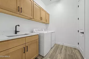13795 W Morning Vista Dr, Peoria, AZ 85383 - Photo 33