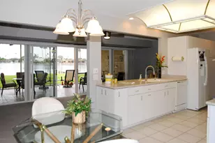 13812 N Crown Point, Sun City, AZ 85351 - Photo 5