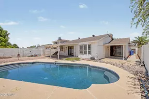 405 W Sandra Ter, Phoenix, AZ 85023 - Photo 15