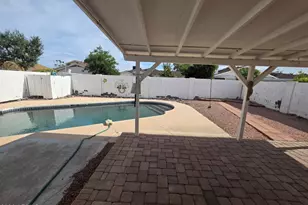 405 W Sandra Ter, Phoenix, AZ 85023 - Photo 13