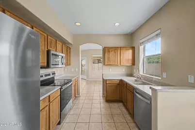 7401 W Tierra Buena Lane, Peoria, AZ 85382 - Photo 13