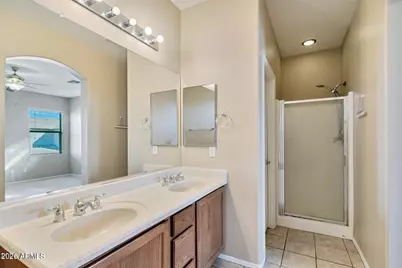 7401 W Tierra Buena Lane, Peoria, AZ 85382 - Photo 5