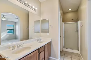 7401 W Tierra Buena Ln, Peoria, AZ 85382 - Photo 5