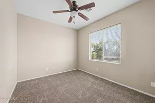 7401 W Tierra Buena Ln, Peoria, AZ 85382 - Photo 25