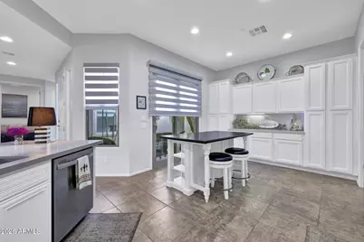 12536 W Jasmine Trail, Peoria, AZ 85383 - Photo 13