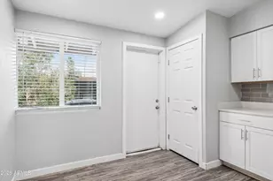 449 N Williams, Mesa, AZ 85203 - Photo 15