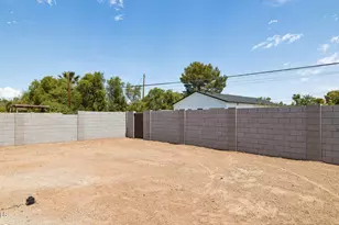 2327 N 29th St, Phoenix, AZ 85008 - Photo 47