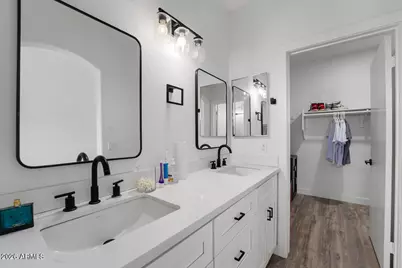8927 W Shaw Butte Drive, Peoria, AZ 85345 - Photo 25