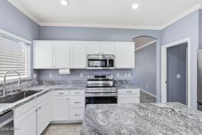 3721 E Wyatt Way, Gilbert, AZ 85297 - Photo 11