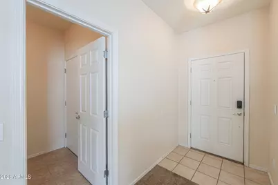 15165 N 138th Lane, Surprise, AZ 85379 - Photo 13
