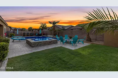 18372 W Paradise Lane, Surprise, AZ 85388 - Photo 5