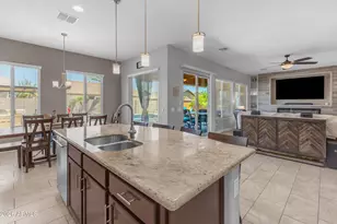18372 W Paradise Ln, Surprise, AZ 85388 - Photo 21