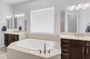 18372 W Paradise Ln, Surprise, AZ 85388 - Photo 35