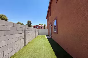 7730 W Giles Rd, Phoenix, AZ 85035 - Photo 25