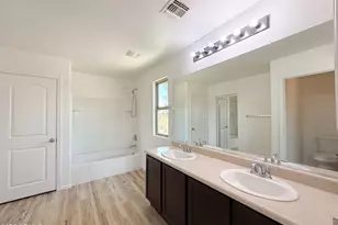 7730 W Giles Rd, Phoenix, AZ 85035 - Photo 11