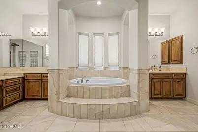 7446 S Tucana Lane, Gilbert, AZ 85298 - Photo 17