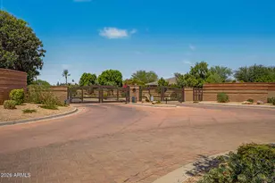 7446 S Tucana Ln, Gilbert, AZ 85298 - Photo 3