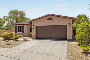 14076 N 138th Ln, Surprise, AZ 85379 - Photo 3