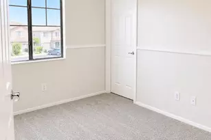 21926 N 103rd Ln, Peoria, AZ 85383 - Photo 19