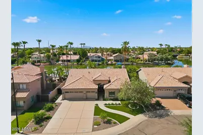 1819 E Monarch Bay Drive, Gilbert, AZ 85234 - Photo 1