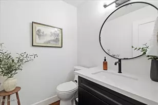 1819 E Monarch Bay Dr, Gilbert, AZ 85234 - Photo 23