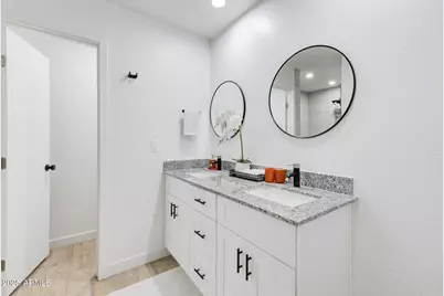 1821 W Hadley Street, Phoenix, AZ 85007 - Photo 19