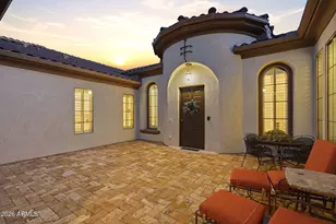 41702 N Signal Hill Ct, Phoenix, AZ 85086 - Photo 9