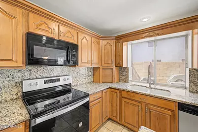 12776 W Alvarado Road, Avondale, AZ 85392 - Photo 13