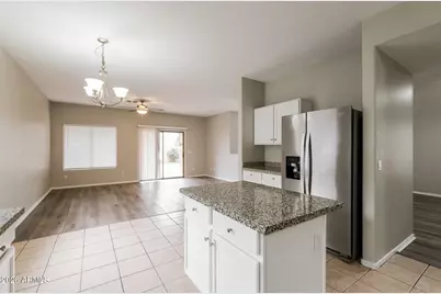6419 W Whyman Avenue, Phoenix, AZ 85043 - Photo 7