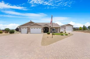 9480 E Pronghorn Ln, Prescott Valley, AZ 86315 - Photo 1