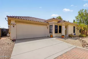 2370 E Peach Tree Dr, Chandler, AZ 85249 - Photo 1