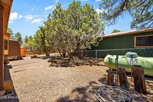 2191 Gingerbread Ln, Overgaard, AZ 85933 - Photo 15