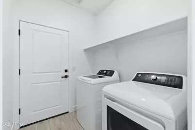 647 W Dewey Avenue, Coolidge, AZ 85128 - Photo 31